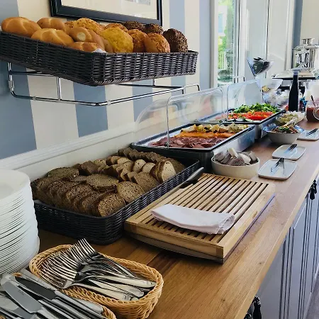 Legenda Adults Only Panzió